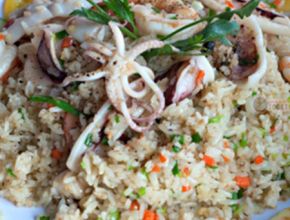 Cơm chiên hải sản