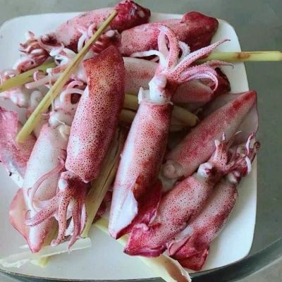 Mực ống hấp xả