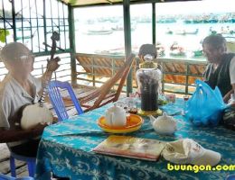 Quán ăn bình dân có cái tên rất độc đáo: “Biên Hải Quán”